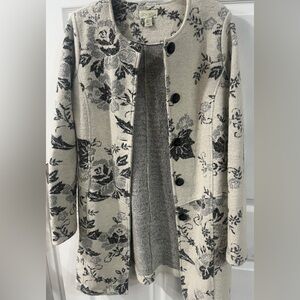 Lucy & Laurel Black and Cream Knit Cardigan